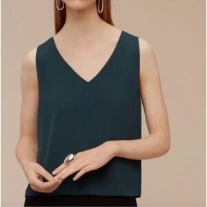 Aritzia Babaton Murphy Blouse Sleeveless V Neck Size Small